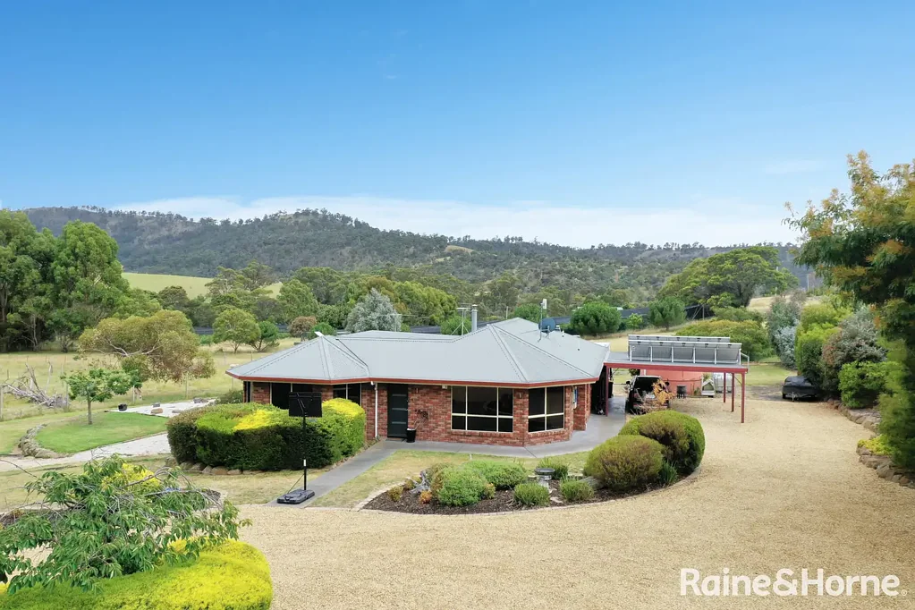 Richmond 5房  Fully Renovated on 4.6 acres!