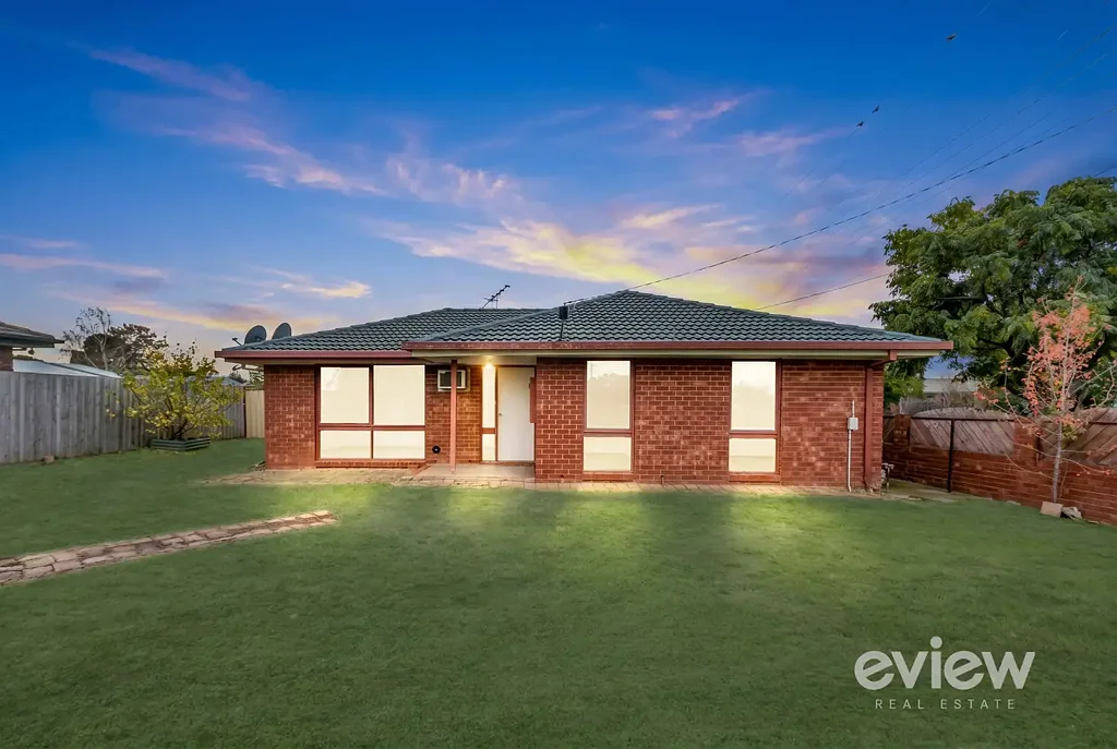 Werribee 3ห้องนอน Position, potential and plenty of space - 527m2 in prime Werribee location.