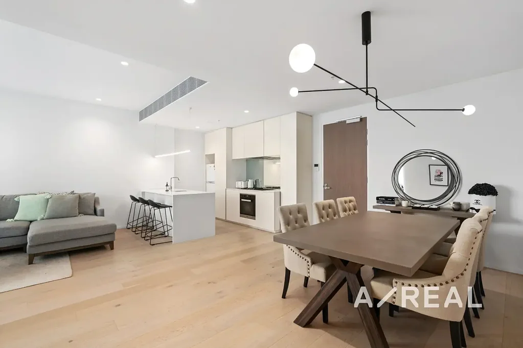 Southbank 3 Bedroom Is this the most affordable luxury apartment in Southbank?