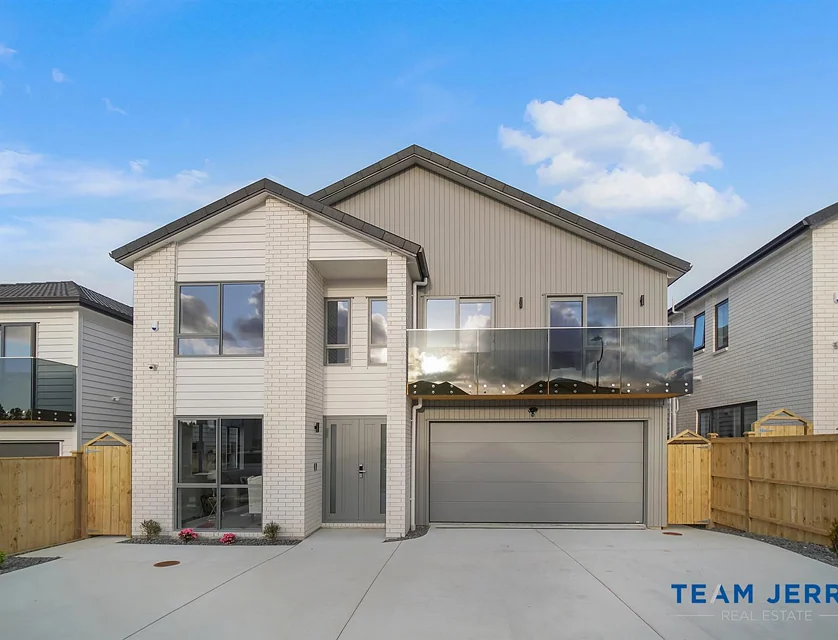 21 Knockanara Drive, Flat Bush, Manukau City, 8 Bedrooms, 6 Bathrooms, House