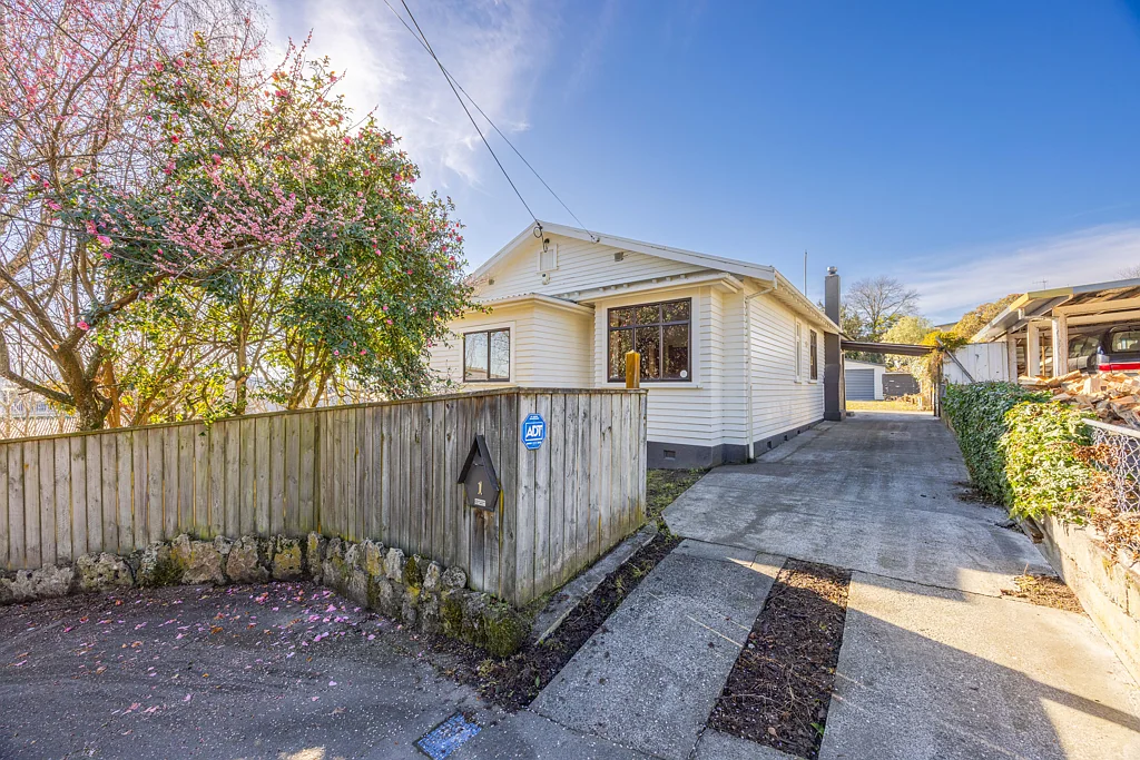 Waipukurau and Surrounds 3침실 Location, views, versatility and sunshine