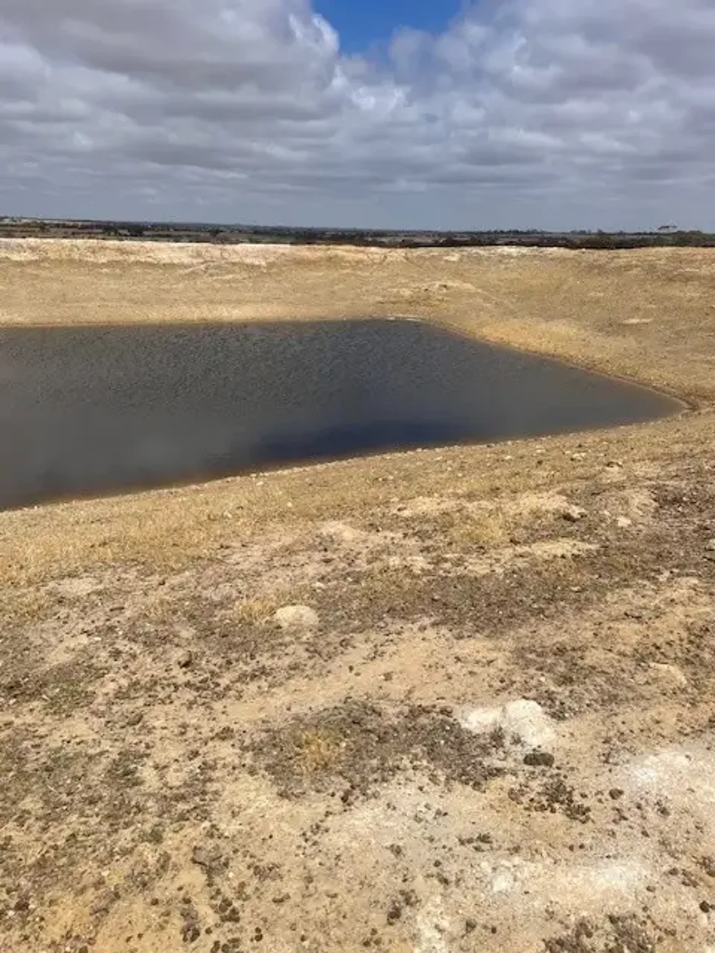 Nyabing Moores Dam - Mindarabin
