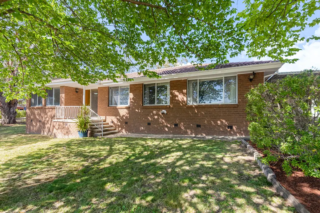 1 Strachan Place, Wanniassa, ACT 2903