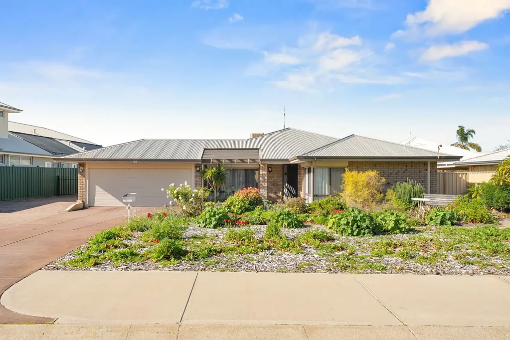 8 Stokes Street, Rockingham, WA 6168