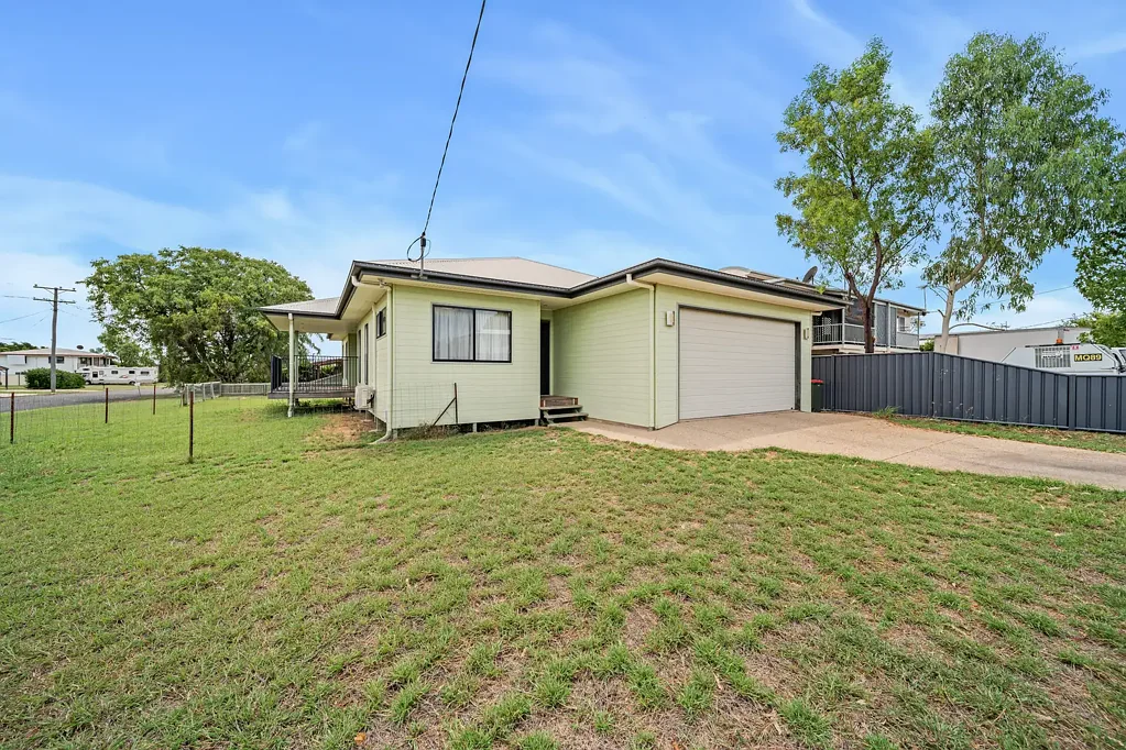 2 Cherry Street, Blackwater, QLD 4717