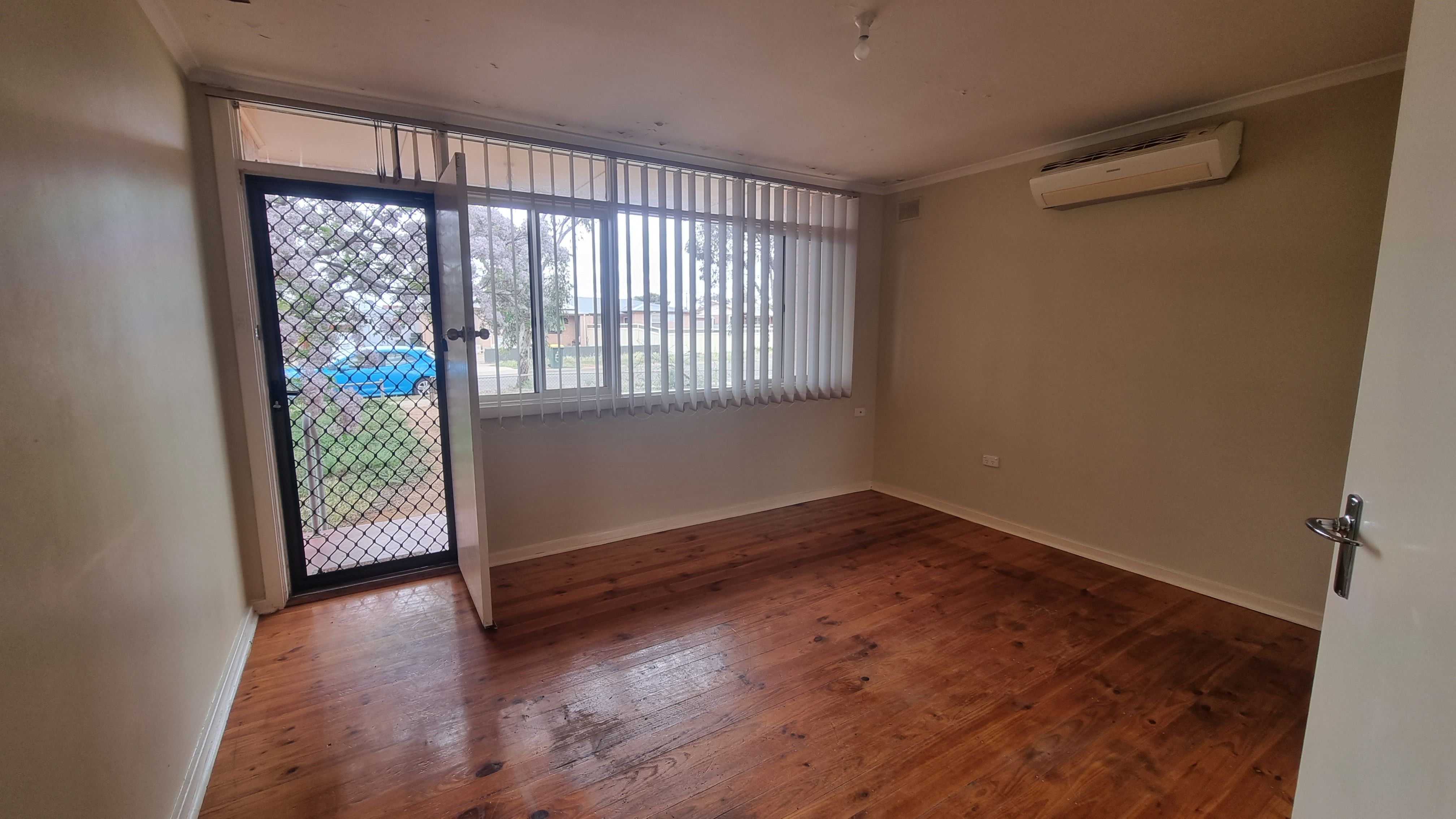 4 THOMAS ST, WHYALLA STUART SA 5608, 0房, 0浴, House