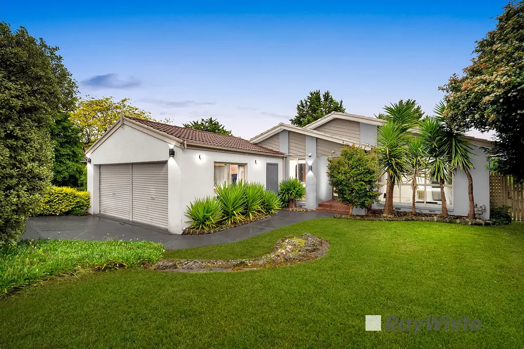 Narre Warren 4Kwarto Your Family's Next Chapter Starts Here: Modern Living with Space to Grow