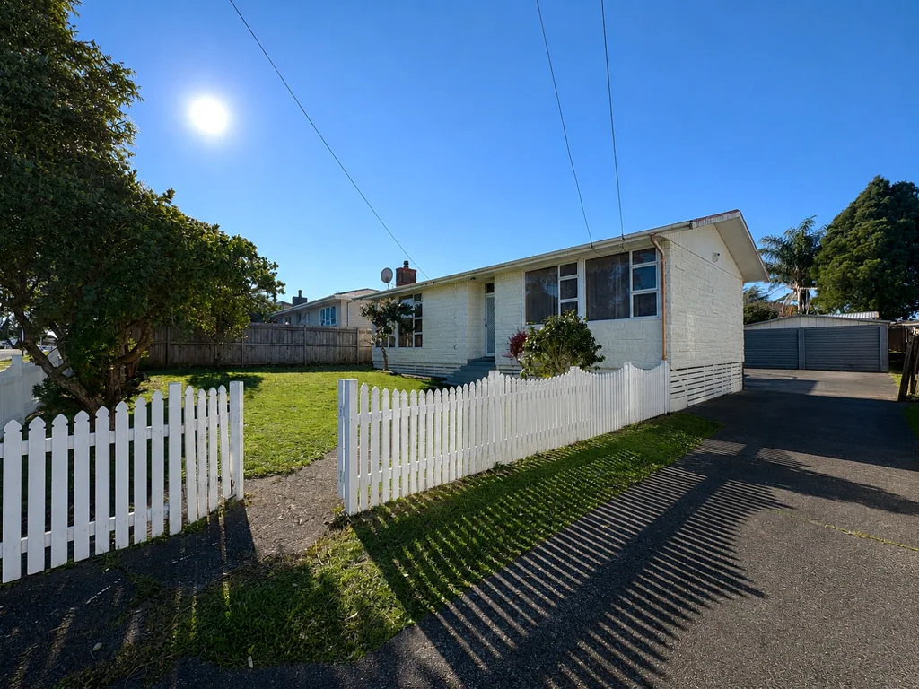 WELL PRESENTED FOUR BEDROOM