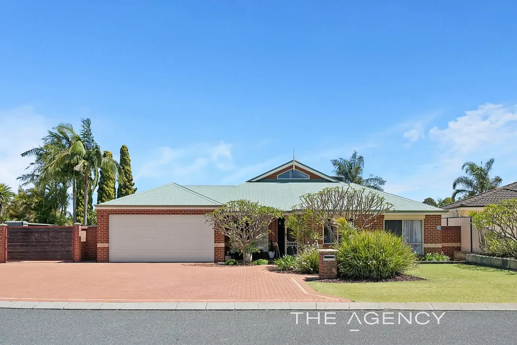 32 Merrang Circuit, Carramar, WA 6031