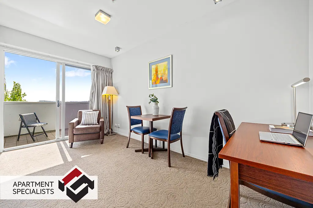 Auckland Central 1 Bedroom Freehold - Up A Level!