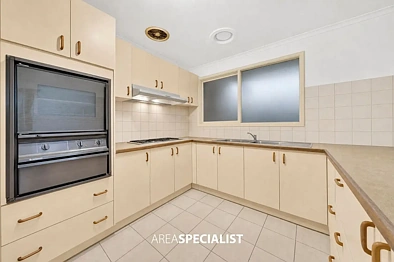 Kusina - 21 Taylor Street, Cranbourne, VIC 3977