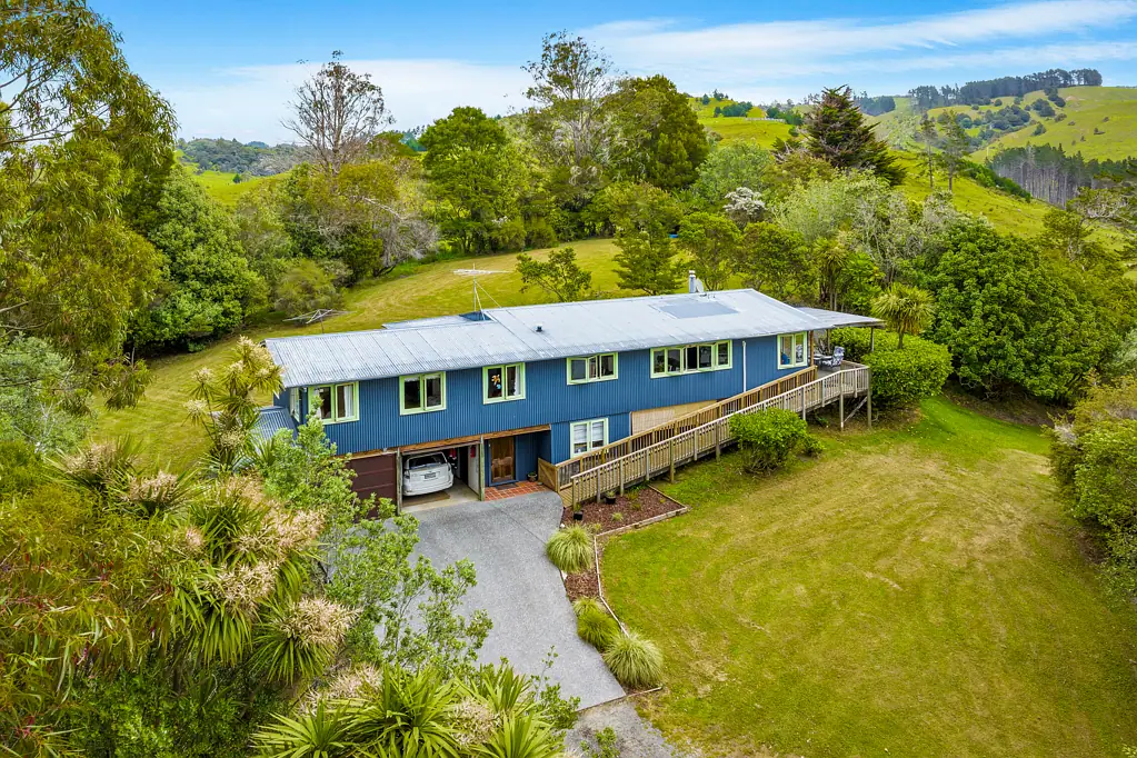 Kaipara Flats 5ਬੈੱਡਰੂਮ Price adjusted!  Ready for action!