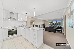 10/22 Brown Street, East Perth