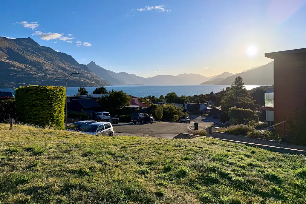 10 Cypress Court, Kelvin Heights, Queenstown