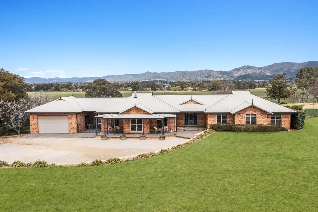 Mudgee 4બેડરૂમ SPRAWLING 5844SQM FAMILY HAVEN