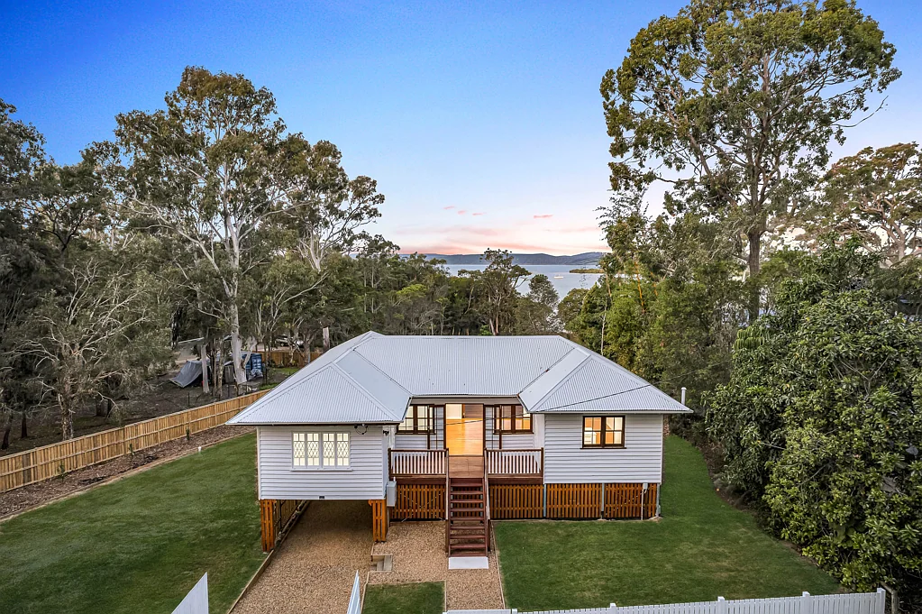 6 Weeroona Avenue, Macleay Island, QLD 4184
