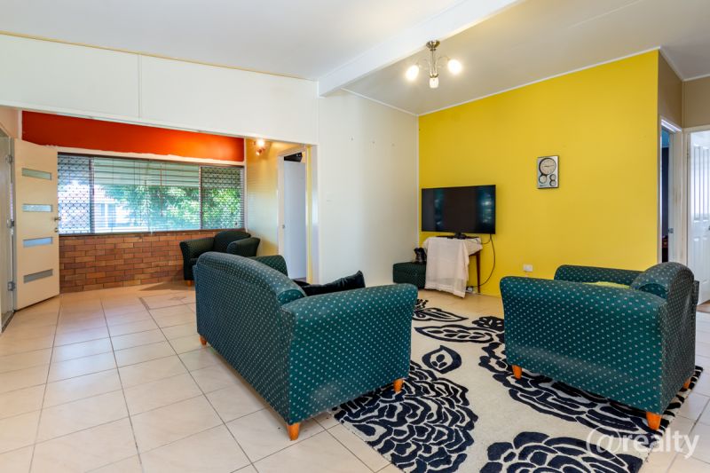 1 BEAGLE AV, BANKSIA BEACH QLD 4507, 0 habitaciones, 0 baños, House