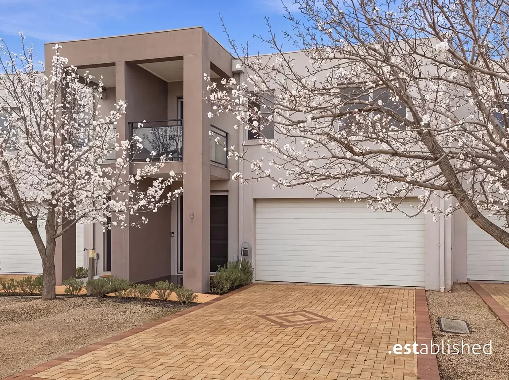 Point Cook 4房 现代家庭生活，宽敞、时尚，室内外空间极具吸引力 Contemporary Family Living with Space, Style and Exceptional Indoor-Outdoor Appeal