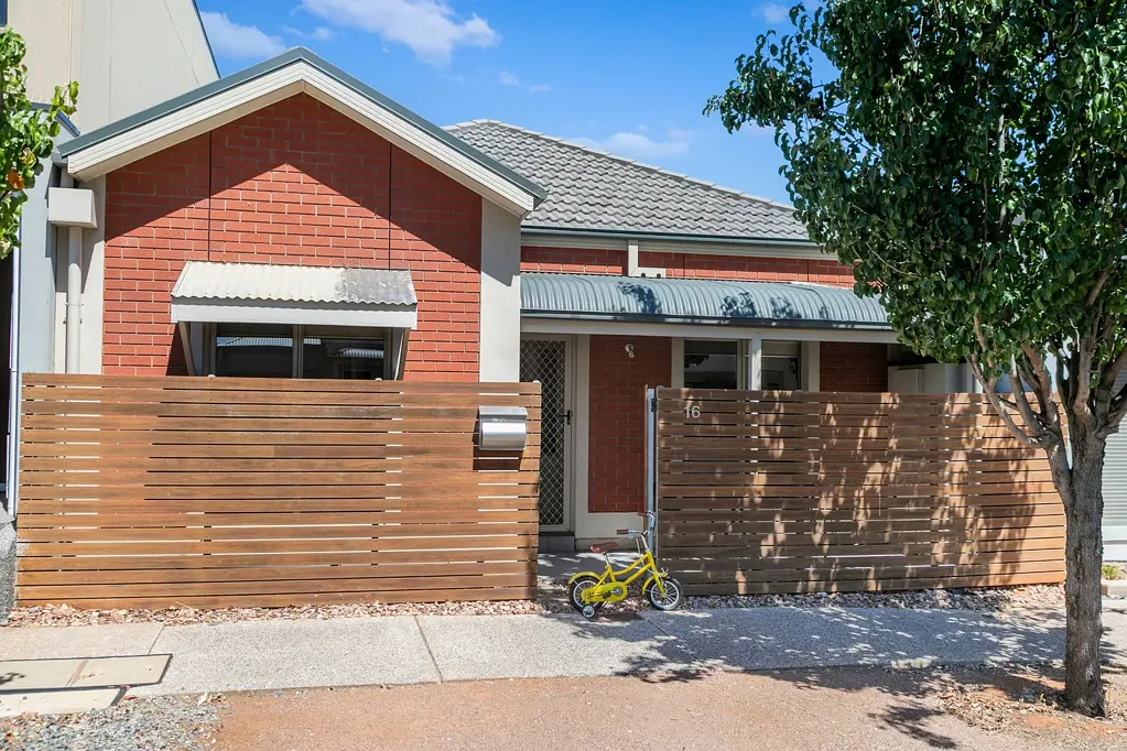 16 Hinckley Street, Blakeview, SA 5114