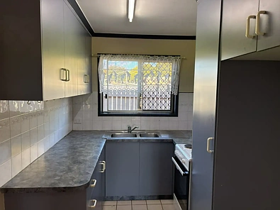13B Booth St, Kingaroy, QLD 4610, 2 slaapkamers, 1 badkamers, House