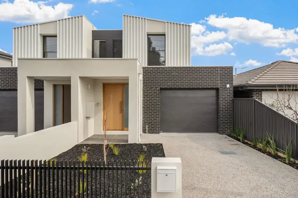 Brand-New 4-Bedroom Townhouse in Prime Niddrie Location