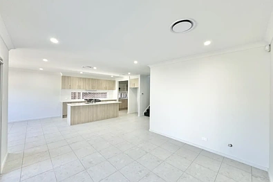63 Cuttriss Crescent, Wilton, NSW 2571, 5房, 2浴, House