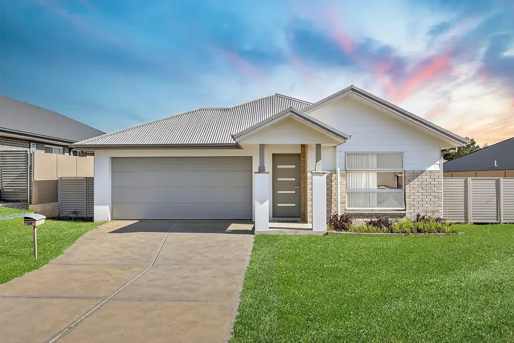 North Rothbury 4chambre Morden Family Home For Sale