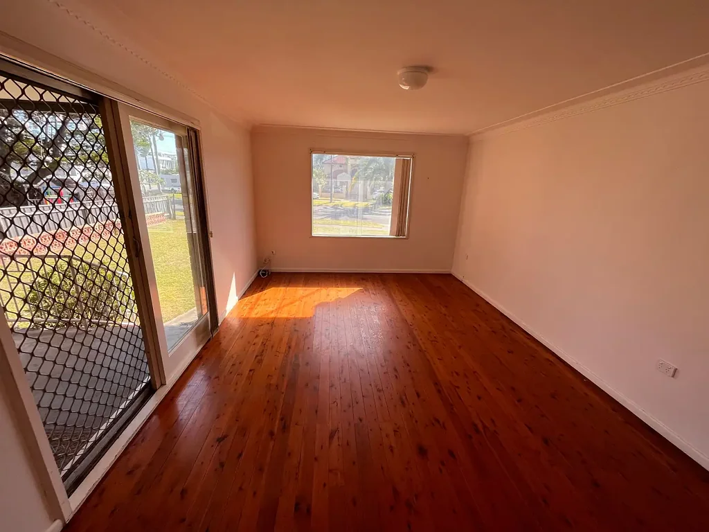 3 Bedroom Home- Great Location