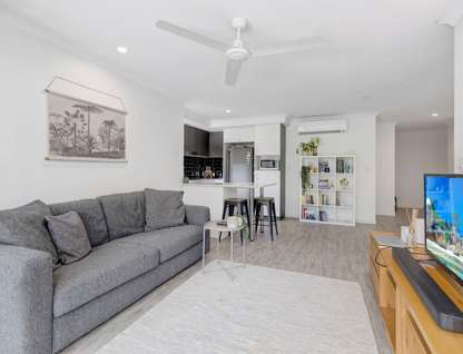 2/29 Regent Street, Woolloongabba, QLD 4102, 2 Bedrooms, 2 Bathrooms, Apartment