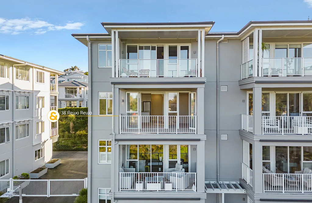 Orewa 2ห้องนอน Modern Comfort, Coastal Living - Must Be Sold!