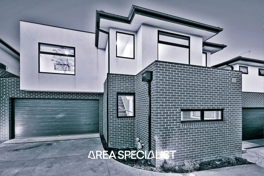 2/18 Dunkinson Street, Narre Warren, VIC 3805