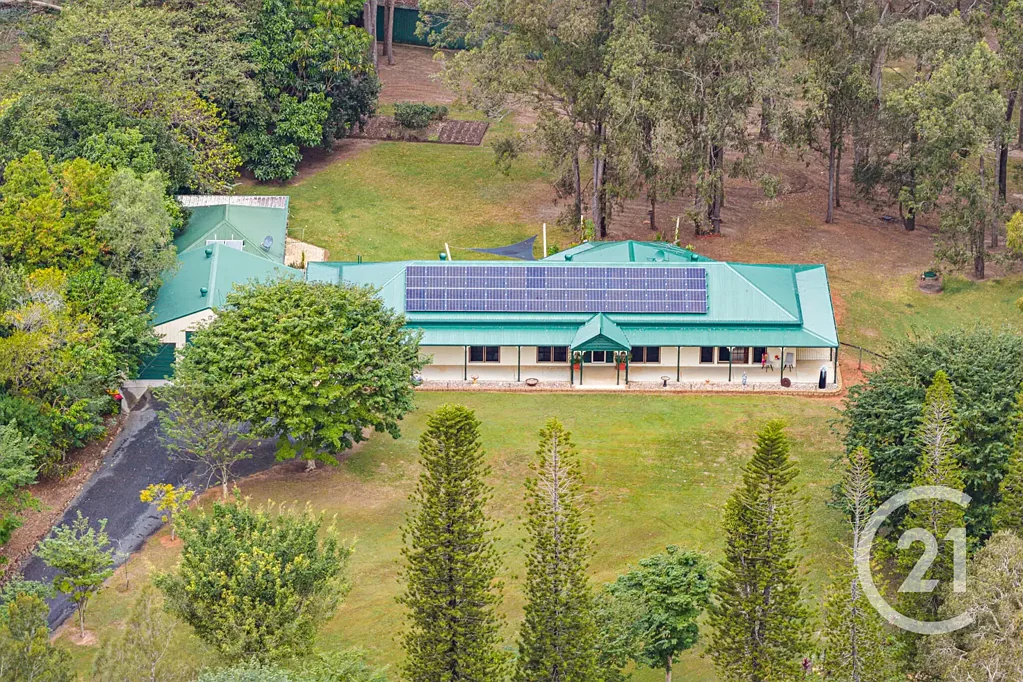 Narangba 5ਬੈੱਡਰੂਮ Deadline Sale - 5pm Saturday 27th September – Two Homes, Five Acres, Endless Possibilities
