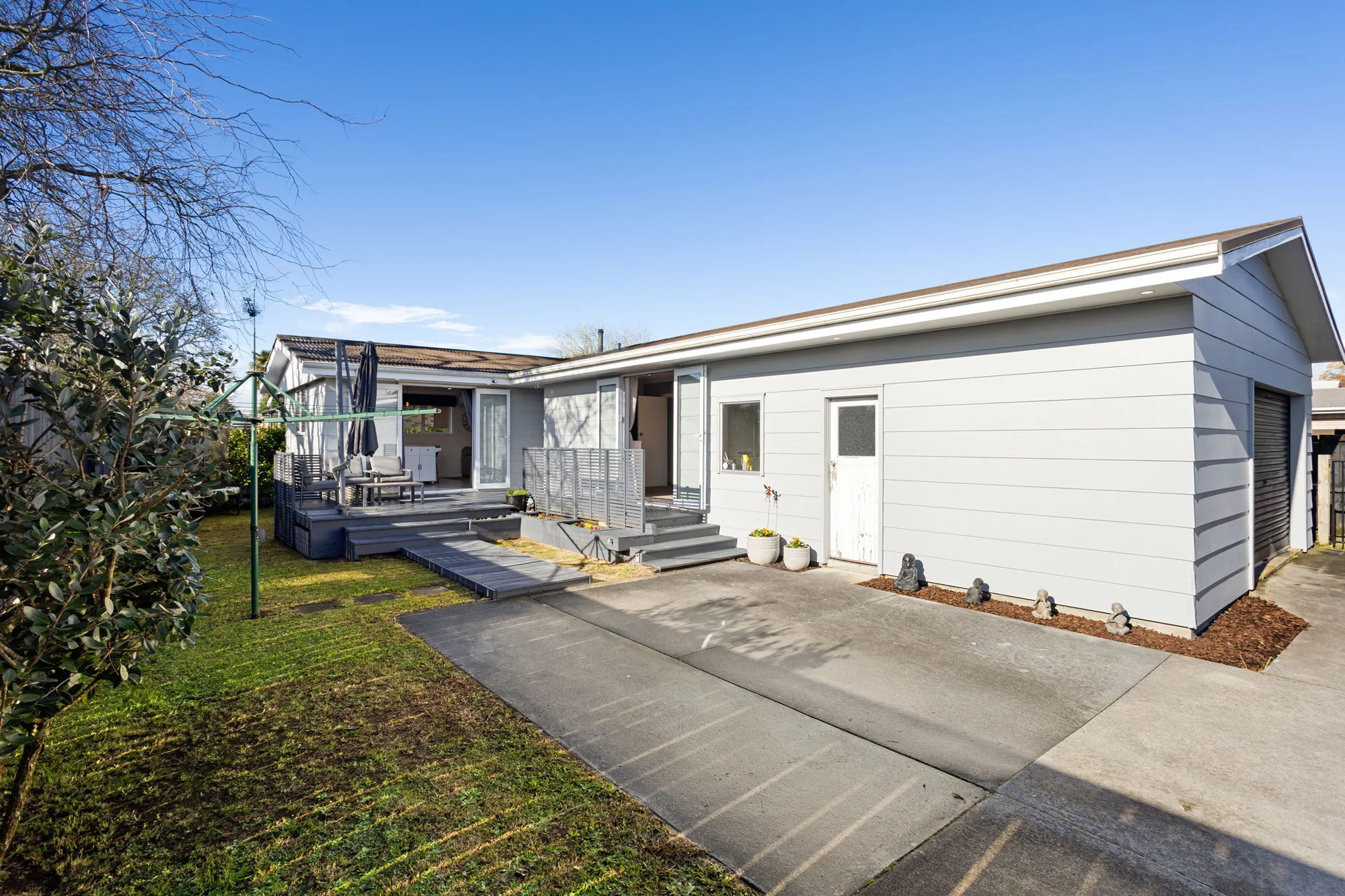 Hamilton East 3Phòng ngủ Freehold Family Favourite