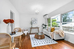 2/11 Peary Road, Mount Eden