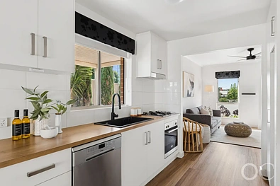 Morphett Vale 2ਬੈੱਡਰੂਮ Open the Door to Modern Living