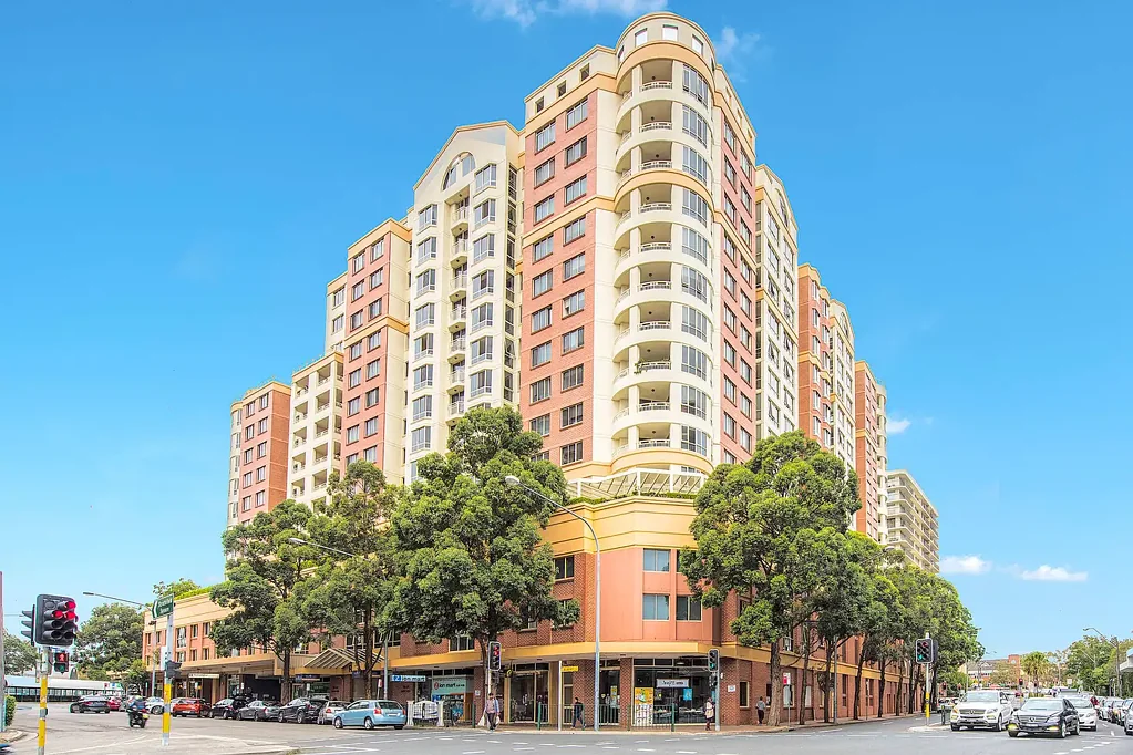 Regal Court' Complex- Fully Furnished 2 Bedroom Apartment