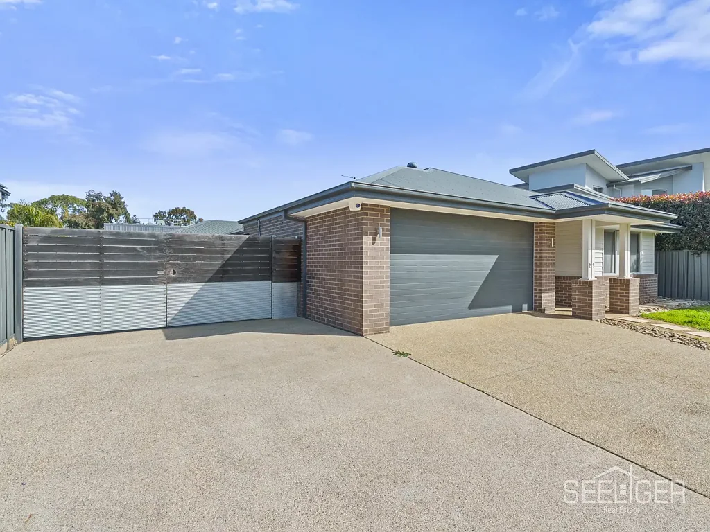 Bundalong 4 Slaapkamer Your Place to Escape, Entertain & Unwind