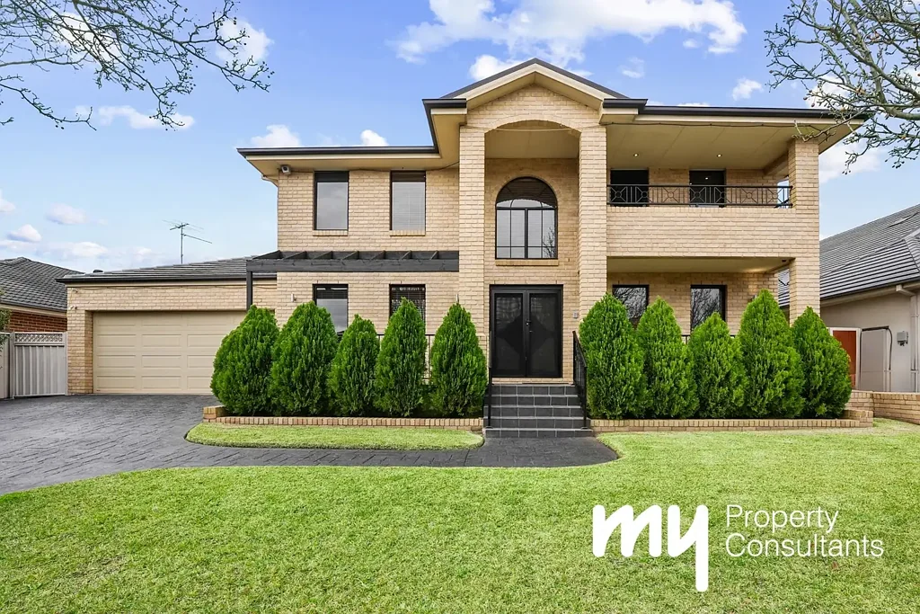 8 Justis Drive, Harrington Park, NSW 2567