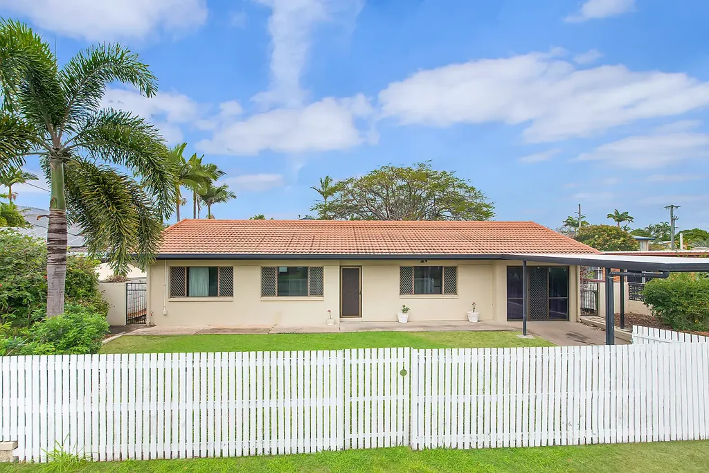 4-Bedroom Family Home in Cranbrook