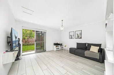 7/160 Cooper Road, Yagoona, NSW 2199, 2 slaapkamers, 1 badkamers, Townhouse