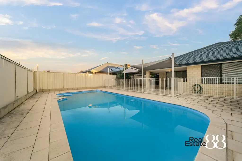 Seville Grove 4 Slaapkamer The Complete Family Package