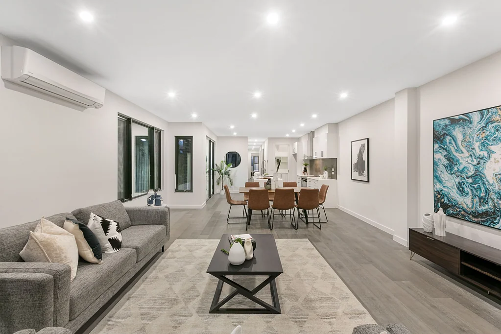 4B Liston Avenue, Reservoir, VIC 3073