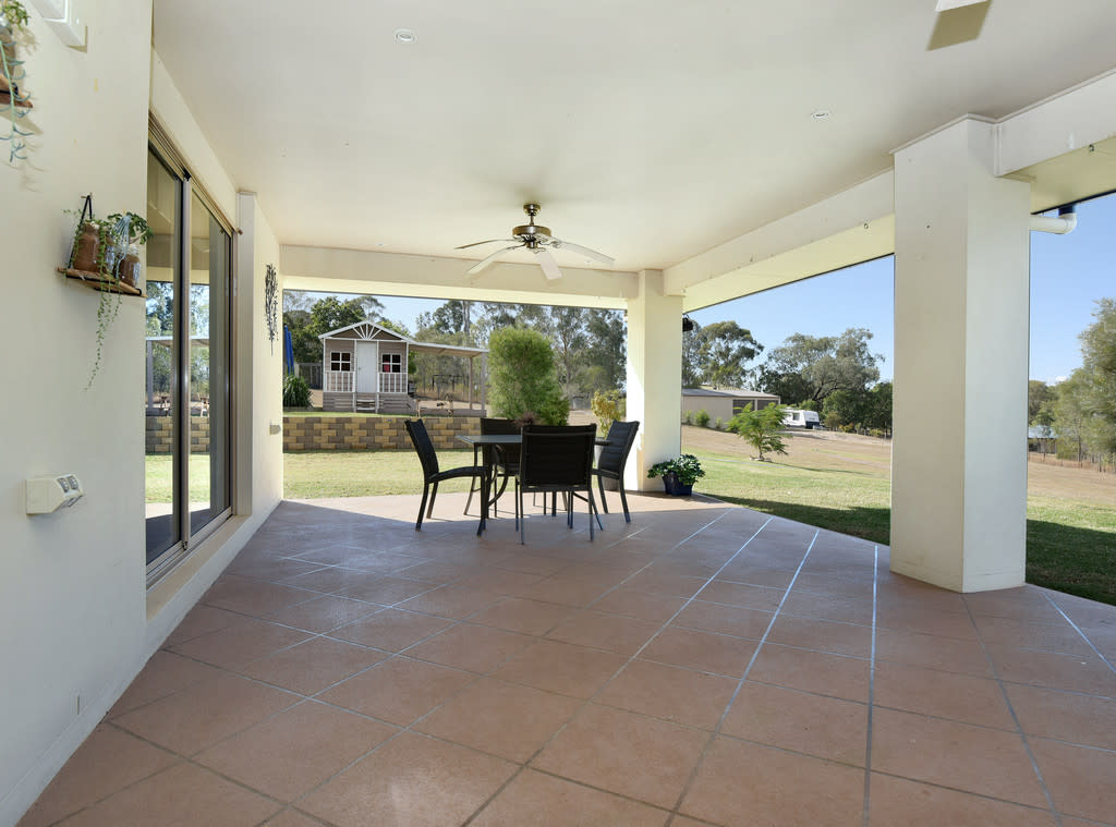 10 KATE CT, WITHCOTT QLD 4352, 0 chambres, 0 salles de bain, House