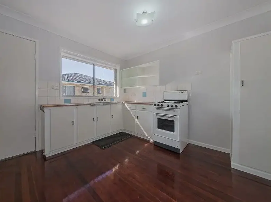 LITTLE GEM IN KANGAROO POINT