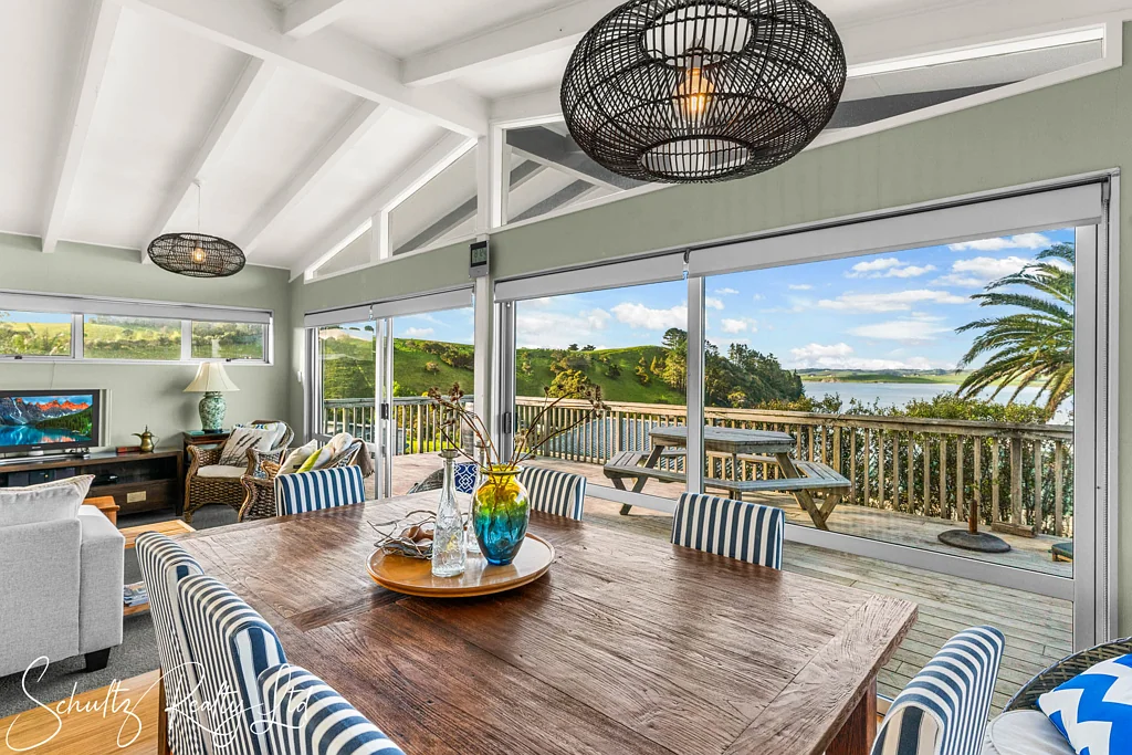 Whakapirau 4Kwarto Beachside Living in Beautiful Whakapirau