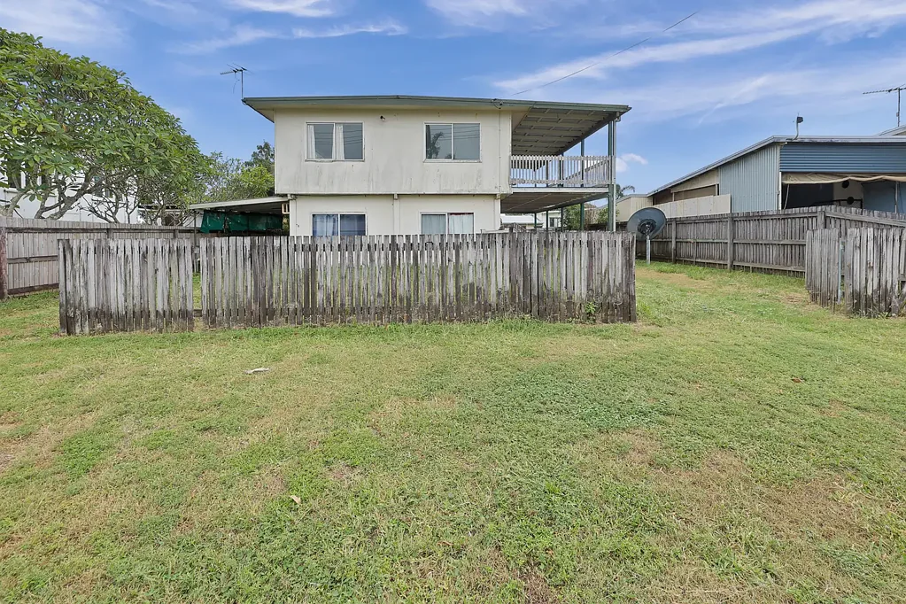 8 Carey Street, Hay Point, QLD 4740