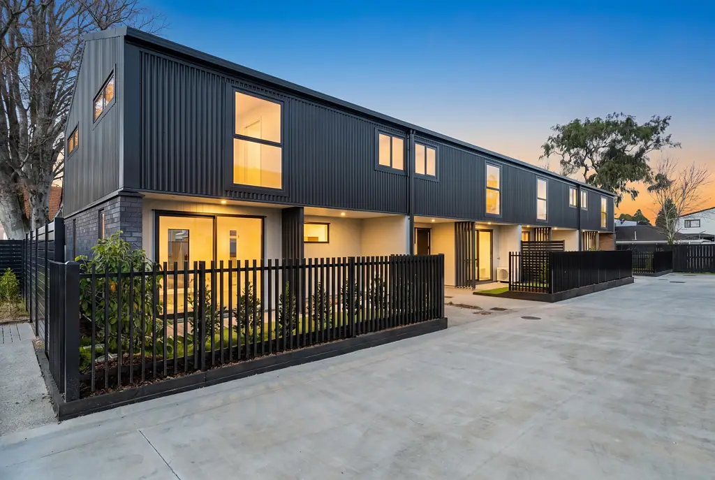 Papatoetoe 3ห้องนอน Buy a Piece of Paris in Auckland