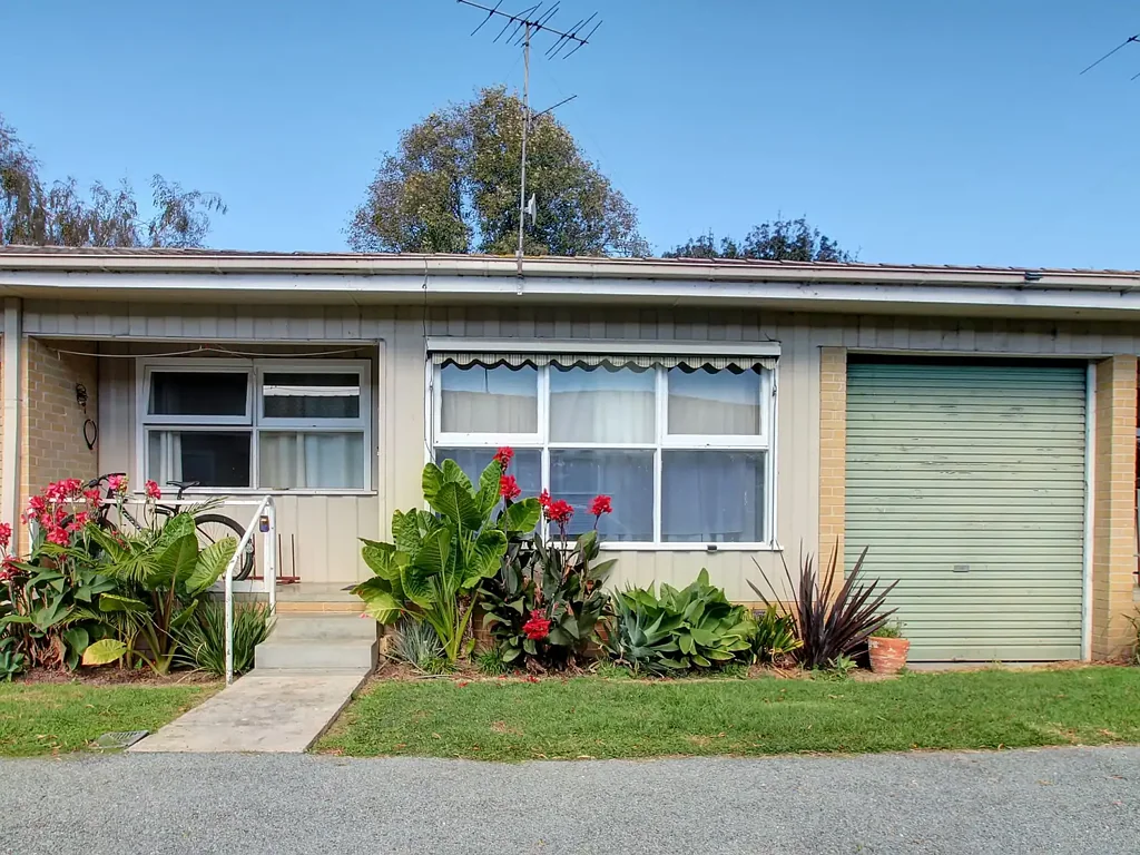 Bairnsdale 1 Slaapkamer ENTRY POINT INVESTMENT OR DOWNSIZER