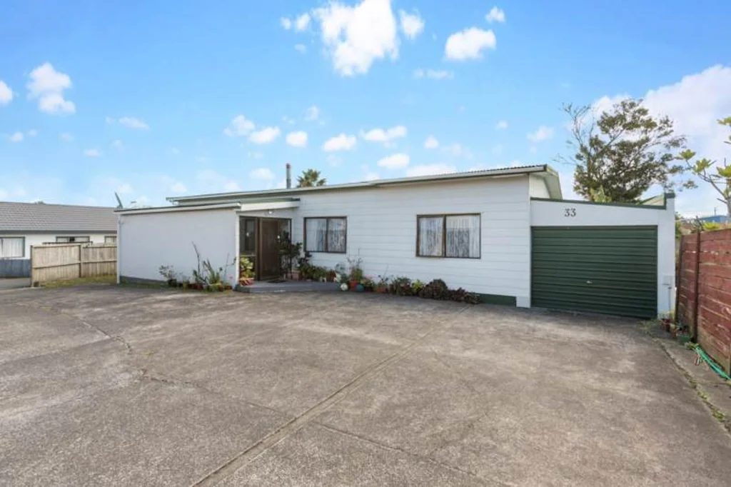 Ranui 4Moenga Spacious Single Level Living!