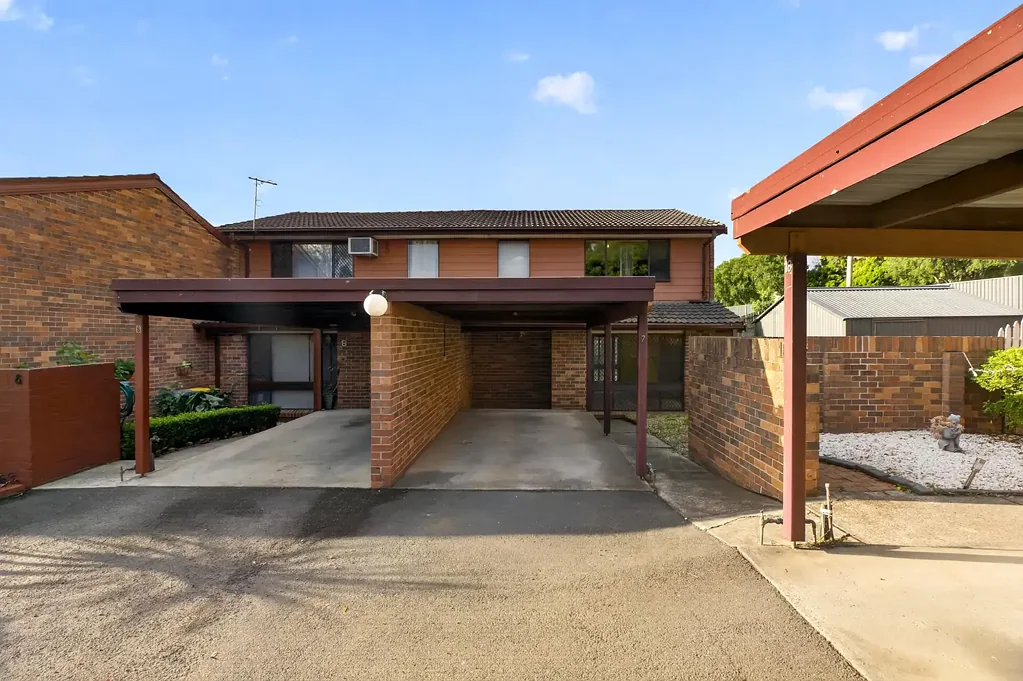 Glenfield 2ห้องนอน Endless Potential in a Prime Glenfield Location!